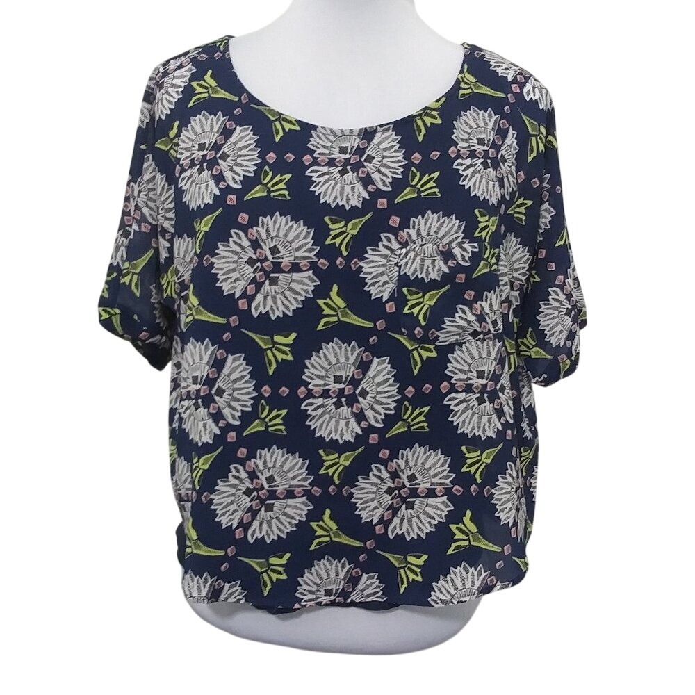 Meadow Rue Anthropologie Navy Blue Floral Layered Blouse Short Sleeve Small